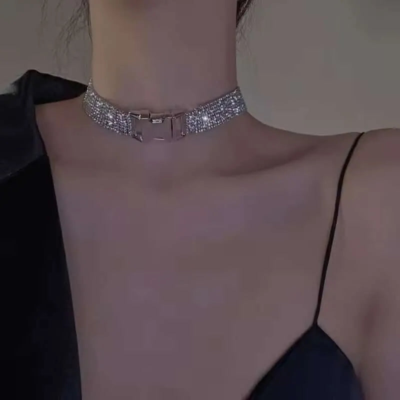 Collar cronos